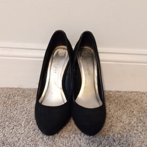 Madden Girl Goody Suade Heels